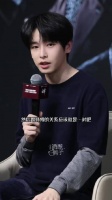 这个彭昱畅一句话把自己和师父都夸美了