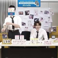 Por推销产品见Tee笑场，Tee反问与我何干