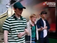 吴君如左右王星越邓为录花少，笑容满面氛围拉满
