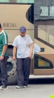 好久不见，感觉莎莎瘦了好多 打哈欠确实会传染，隔着屏幕被莎莎传染了