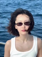 花少工作人员评周冬雨，细心体贴事无巨细做足功课应对突发事件