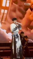 很难不夸，张杰醉拳大屏质感好强，歌声一出，武侠那味儿瞬间到位