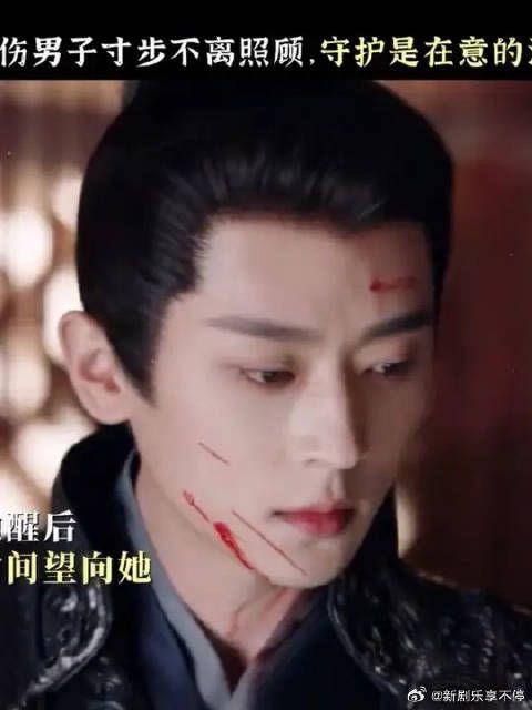 哪怕沉默寡言，他的目光也从未离开过一秒