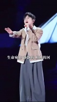 张杰演唱会首唱《破局者》，以歌声完成突围
