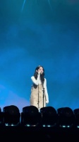 国内首场AI艺人线下演唱会，Yuri尤栗与房东的猫同台