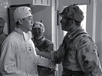 《在那遥远的地方》剧情反转：妻生子连长养育救人，他成好人