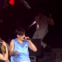 黄铉辰任Guess全球品牌代言人，亮相Rock in Rio音乐节