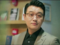 作家写的小说竟和案发现场一样，背后真相迷雾重重 电视剧错位