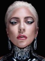 “5个月抱娃”，Lady Gaga怕不是代孕吧