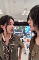 全身心投入门店营业，忙完才感受到饥饿，喻言的反应鲜活又可爱