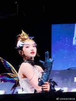 不愧是女团出身，好绝