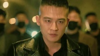 是你子弹多，还是我们人多