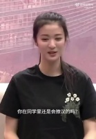 王楚然大一形体课画面流出，从小美到大成理想身材