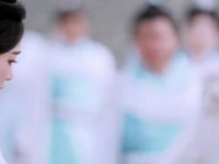 女孩被封印百年出来，奈何仇人已不在人