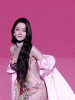 要被今天的迪丽热巴美晕了，真感觉到了姐姐的香气