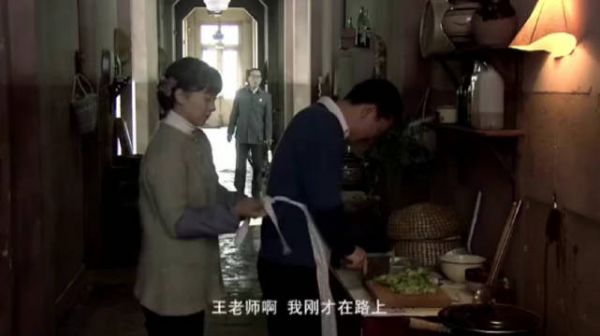 王贵:农村丈夫家里来亲戚,吃饭吧唧嘴太大声,吓得妻子不敢动筷