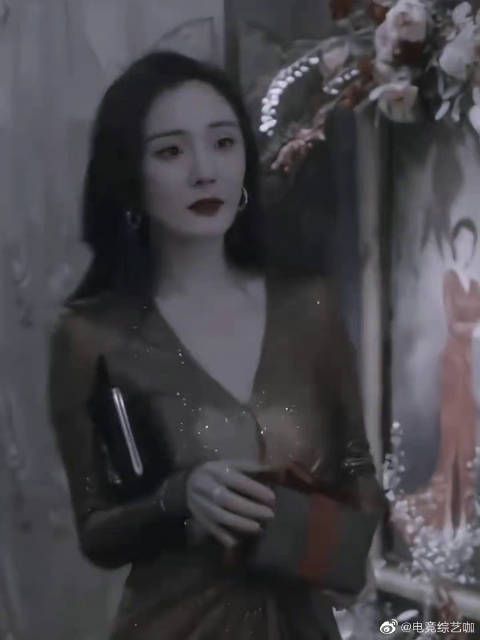 杨幂这段宣示主权真是绝了,一巴掌一个强吻,我最期待的片段