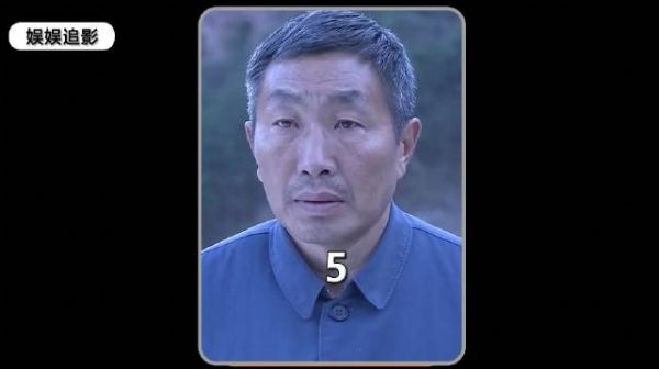 男人每天都刨一块石头回家,连续几十年,没人知道他要干什么