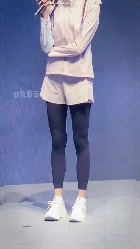 最后,腿长的秘诀?但我一直觉得鹿晗被赋予了天赋