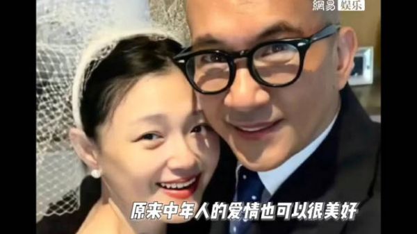 与大s重逢时是大s跑过来抱住我,我瞬间就脸红了 好了……