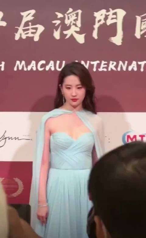 刘亦菲绝色美女,看了情绪酣畅,移不开眼
