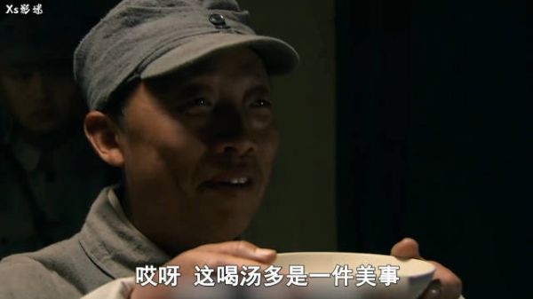 鬼子特务潜伏八路军10年，怎料因一只鸡被暴露出身份，这下惨了！