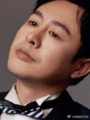 张颂文19年颜值变化,高启强被他演活了,完全看不出表演痕迹