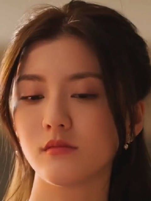 93年出生浙江,颜值身材一流,太美了,混血天使脸,美爆了
