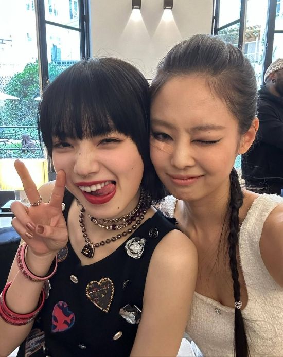 小松菜奈、Jennie