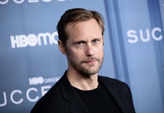  E大Alexander Skarsgård