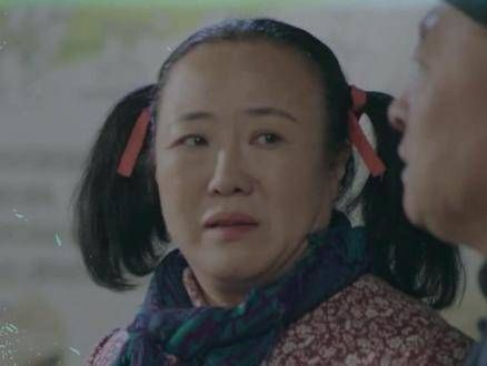 双马尾的刘英娘，因为唱歌跑调而被留堂！乡村爱情