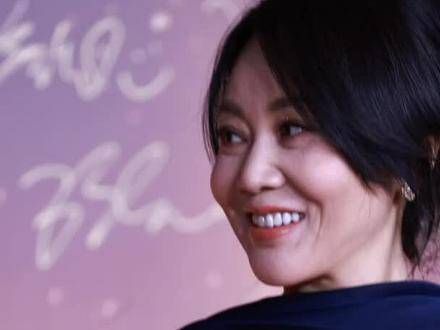 闫妮真是充满了妩媚的魅力_淘生活问答