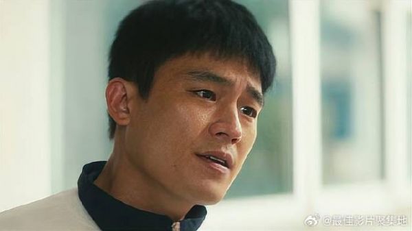 望和拿出休学申请,让老师签字,老师不相信不给签