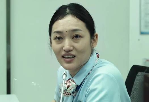 我的青春回头看了我一眼,像是在跟我告别!