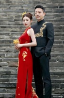 汪小菲夫妇海外出差，马筱梅母亲帮忙带仨外孙，做满桌佳肴好丰盛
