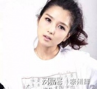 五年两婚生三子，如今自曝接不到商演，何洁究竟是如何一步步自毁前程的？