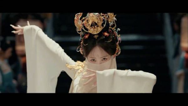 李一桐上演最强乐师