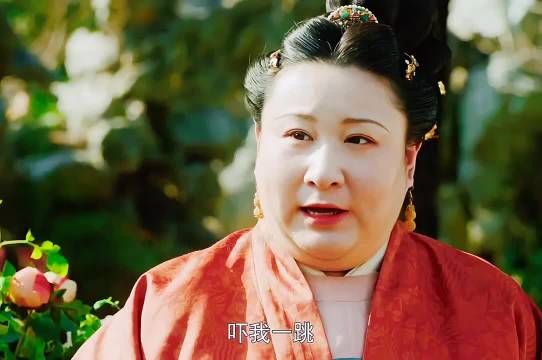 儿子十年未见自己母妃，如今竟变成了300斤的大胖子