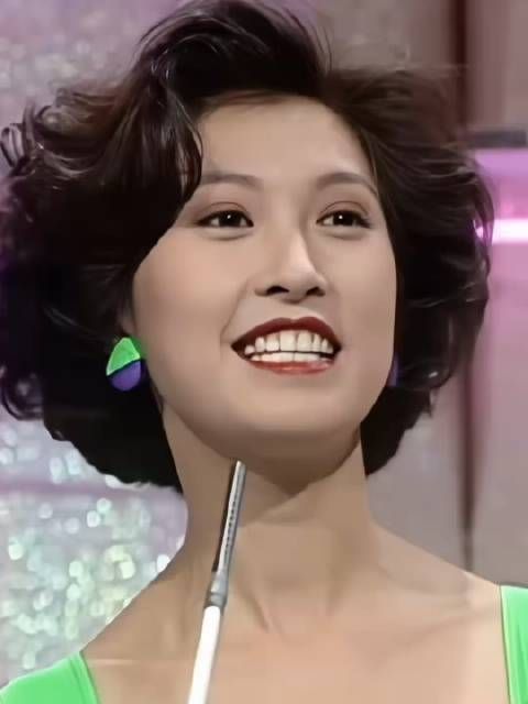 吴君如抛出犀利提问：宝宝抗拒母乳只钟情奶粉咋办？