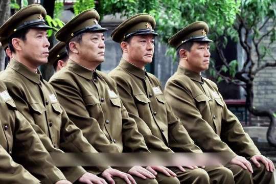 脱下军装换西装，十位将军转行当驻外大使！
