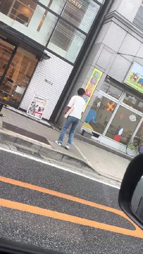 日本男子一个再见鞠了29个躬，这就是躬降文化吗？