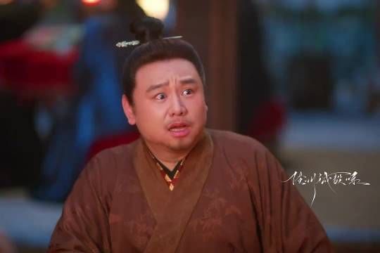 兰香如故 林大爷好惨上一秒被媳妇打，下一秒还被兄弟们围观取笑