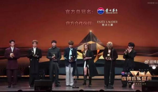 沈梦瑶获年度突破歌手，音乐表达真诚感恩粉丝