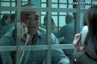 “女孩的工作是来到这里打电话，只要不是很过分的要求她都不会拒绝”