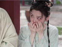母亲为了林家不同意大姐姐和离，女儿现身救场，装哭被母亲发现！