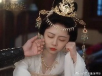季英英和杨静澜！定会一起回家！
