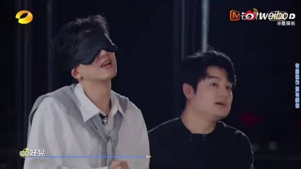 一边追剧看李现不断踩进骗局，一边看好六这段蒙眼蹦极…