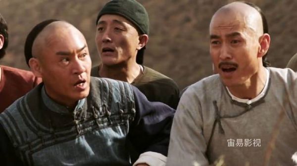 满清骑兵残害百姓，于成龙向父母官求助惨遭拒绝