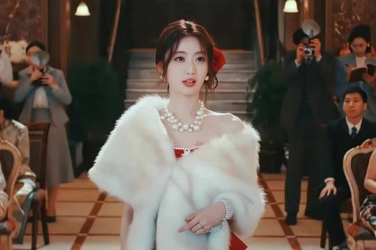 司令千金从小走丢受尽欺负,女主妈妈出场为女主撑腰这幕简直帅爆了!