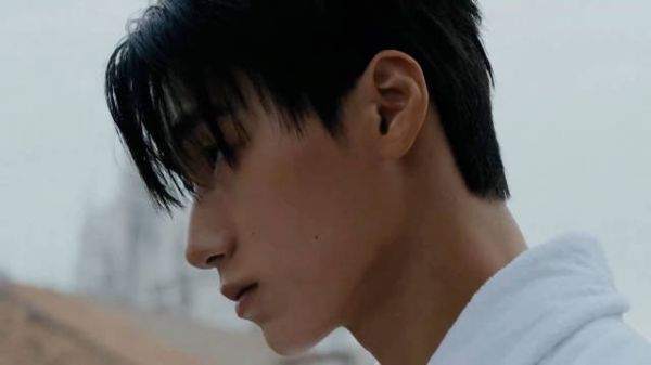 崔伞|Dolce&Gabbana 杜嘉班纳2027春夏女装秀时尚影片